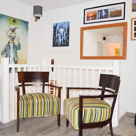 Cosy 1 Bedroom Flat On Gloucester Road North 布里斯托