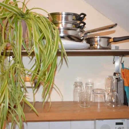 Cosy 1 Bedroom Flat On Gloucester Road North شقة *