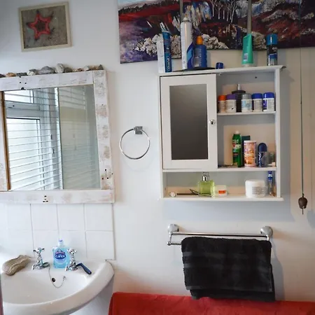Cosy 1 Bedroom Flat On Gloucester Road North Lejlighed *